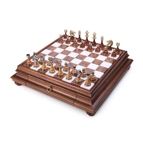 Italian set chess pieces